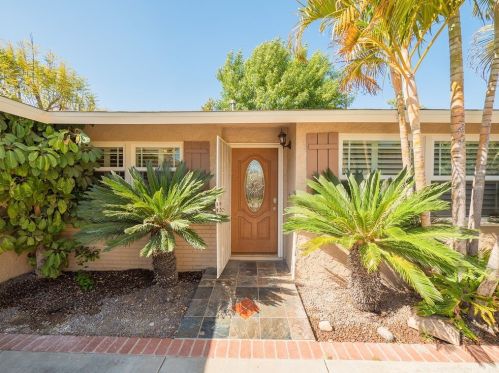 1455 Anita St, Upland, CA 91786-2815