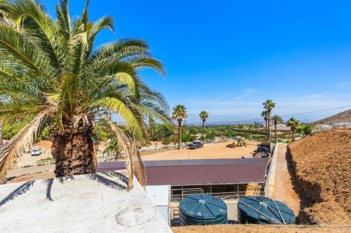 16407 Mcallister St, Riverside CA  92503-6150 exterior