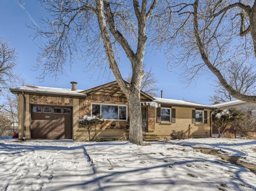 946 Dearborn St, Denver, CO 80011-6923