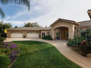 1658 Jackson Rd, Fallbrook, CA 92028-8240