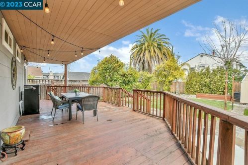 2735 Sinclair Ave, Concord CA  94519-2619 exterior