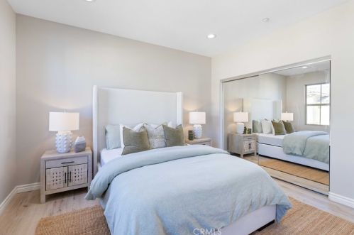 103 Rinaldi, Irvine CA  92620-2865 exterior