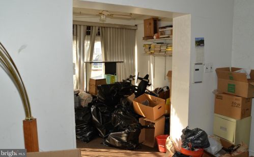 5821 12 St, Philadelphia PA 19141-4112 exterior