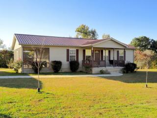 346 Lucille St, Ravenscroft, TN 38583-7162