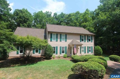 1250 Hunters Ridge Rd, Earlysville, VA 22936-9572