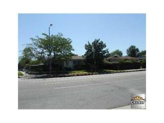 6139 Tampa Ave, Los Angeles, CA 91335-6640