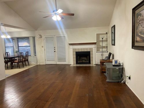 1516 Stratford Dr, Midlothian TX  76063-3352 exterior