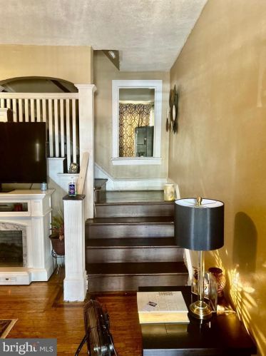 2816 22nd St, Philadelphia PA 19140-3830 exterior