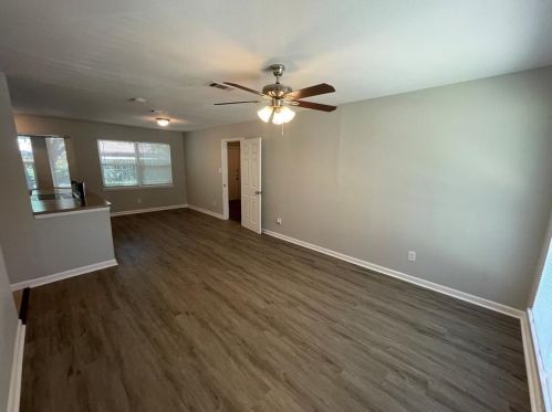 5732 Emerson Dr, Fort Worth TX  76148-3436 exterior