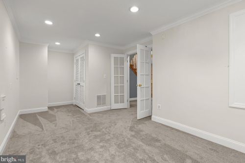 10871 Lockwood Dr, Silver Spring MD 20901-4514 exterior