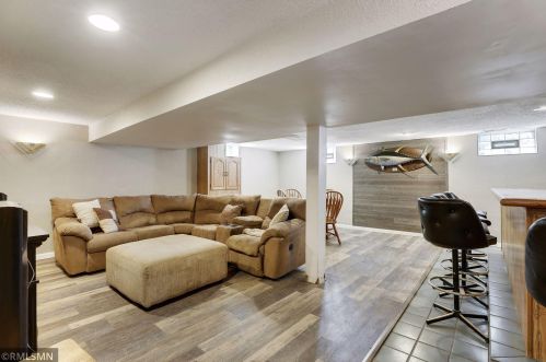 1505 Dale St, Saint Paul MN  55117-3410 exterior