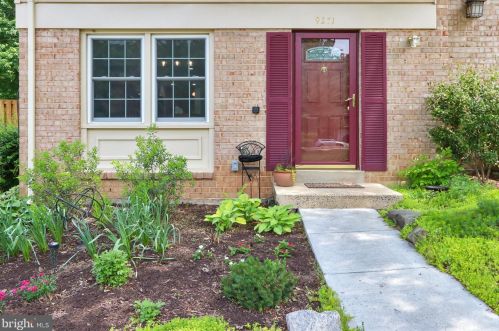 9271 Sprucewood Rd, Springfield VA  22015-3559 exterior