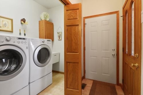 2650 9 Pl, Hobart IN 46342-5356 exterior