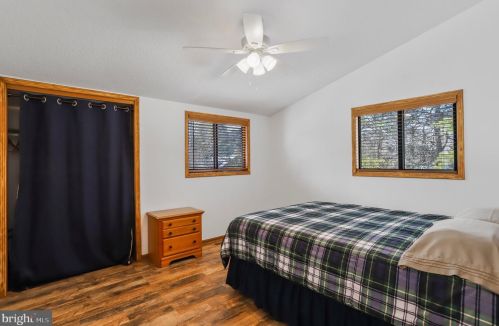 283 The Woods Rd, Hedgesville WV  25427-6886 exterior
