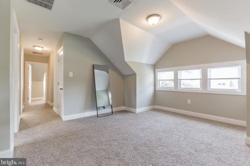 300 Collings Ave, Camden NJ 08107-1738 exterior