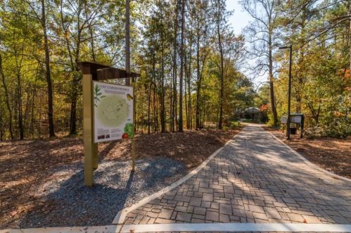 425 Breakwater Rdg, Atlanta GA  exterior