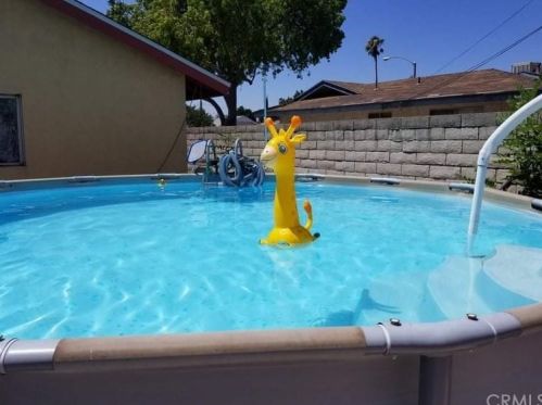 6667 Streeter Ave, Riverside CA  92504-2201 exterior