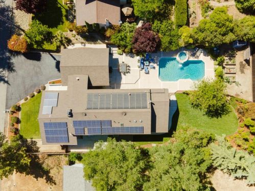 17270 Oak Leaf Dr, Morgan Hill, CA 95037-6619