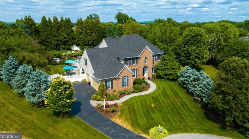 7 Chukar Ct, Lancaster, PA 17602-5737