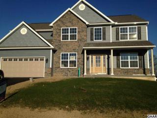 729 Appalachian Ave, Carlisle, PA 17013-9107