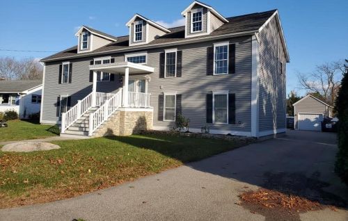 5 Gilleo Dr, Westerly, RI 02891-3312
