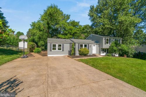 7108 Flint Ct, Middletown MD  21769-7425 exterior