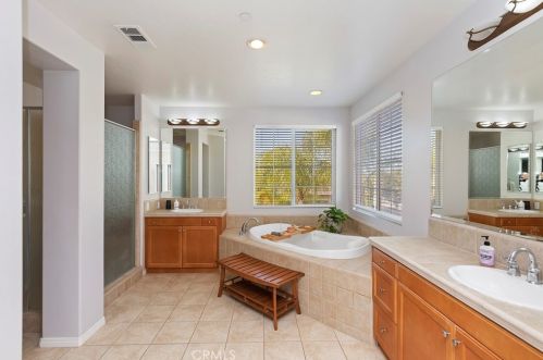 9564 Chandelle Way, Riverside CA  92508-6810 exterior