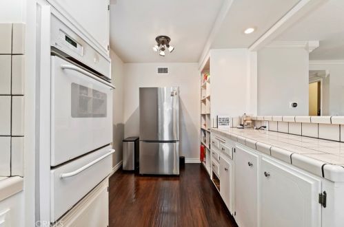 5012 Holbrook St, Anaheim CA  92807-1103 exterior