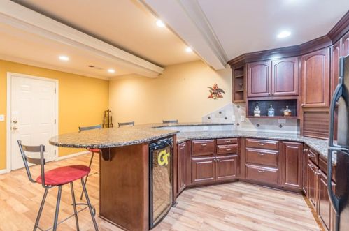 2101 Bohler Rd, Atlanta GA  30318-1515 exterior