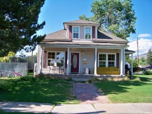308 Jefferson St, Montpelier, ID 83254-1522