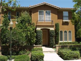 16 Mineral King, Irvine, CA 92602-1072