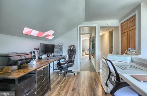 215 Cavalry Rd, Carlisle PA  17013-1606 exterior