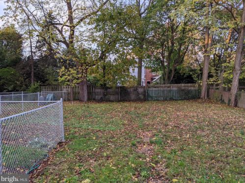 45 Baltimore St, Carlisle PA 17013-3808 exterior