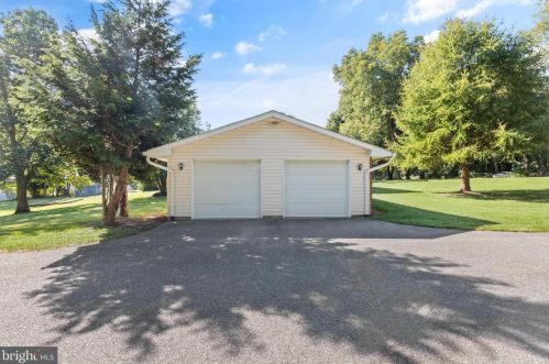 2353 Putnam Rd, Forest Hill MD  21050-2335 exterior