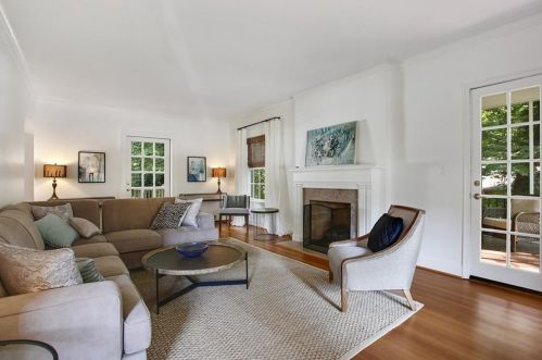 2902 Hills Dr, Atlanta GA  30305-3423 exterior