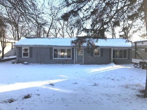 4668 Hilltop Dr, Kankakee, IL 60901-7764