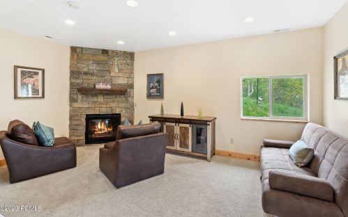 1321 Elk Rd, Hoytsville UT 84017-9345 exterior