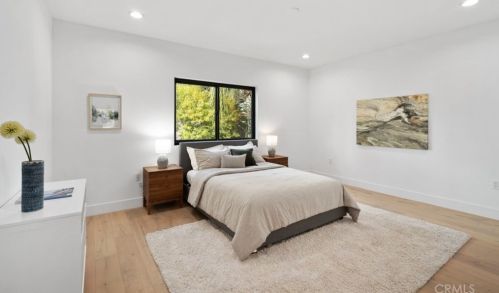 4614 Tobias Ave, Van Nuys CA  91403-2823 exterior
