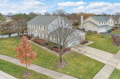 749 Victoria Dr, Palatine, IL 60074-4194