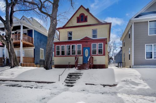 942 Carroll Ave, Saint Paul, MN 55104-5412