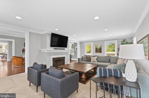 106 Jefferson Ave, Haddonfield NJ  08033-3412 exterior