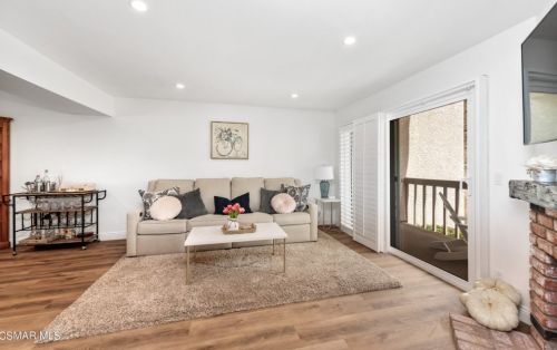 26004 Alizia Canyon Dr, Calabasas, CA 91302-2621