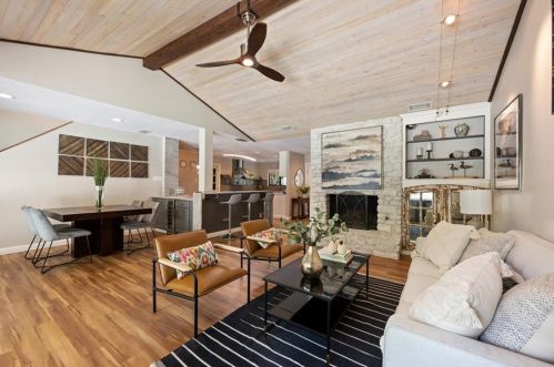12402 Burlywood Trl, Austin TX  78750-1105 exterior