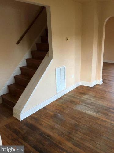 104 Russell Ave, Fruitland, MD 21826-1702