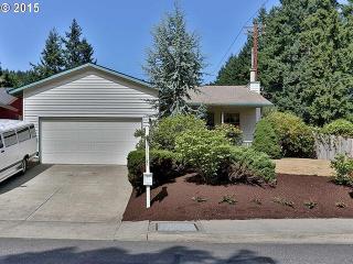 6225 152nd Ave, Beaverton, OR 97007-5082