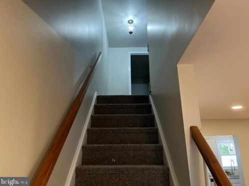 833 Marjory Ter, Lancaster PA  17603-5866 exterior