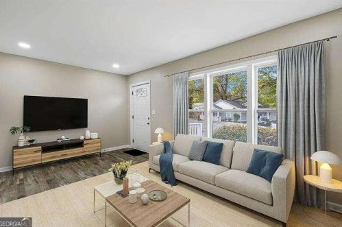 121 Dahlia Ave, Atlanta GA  30314-1207 exterior