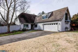345 Lake Forest Ln, Charlottesville, VA 22901-9001