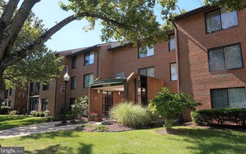 15300 Beaverbrook Ct, Silver Spring, MD 20906-1355