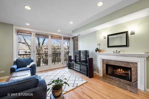 1420 Cleveland Ave, Chicago, IL 60610-1108